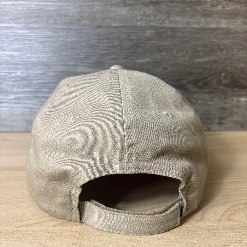 outdoor cap Company good used